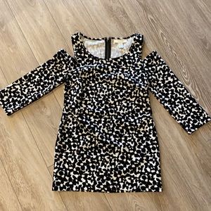 Maternity top. Black and white cold shoulder.